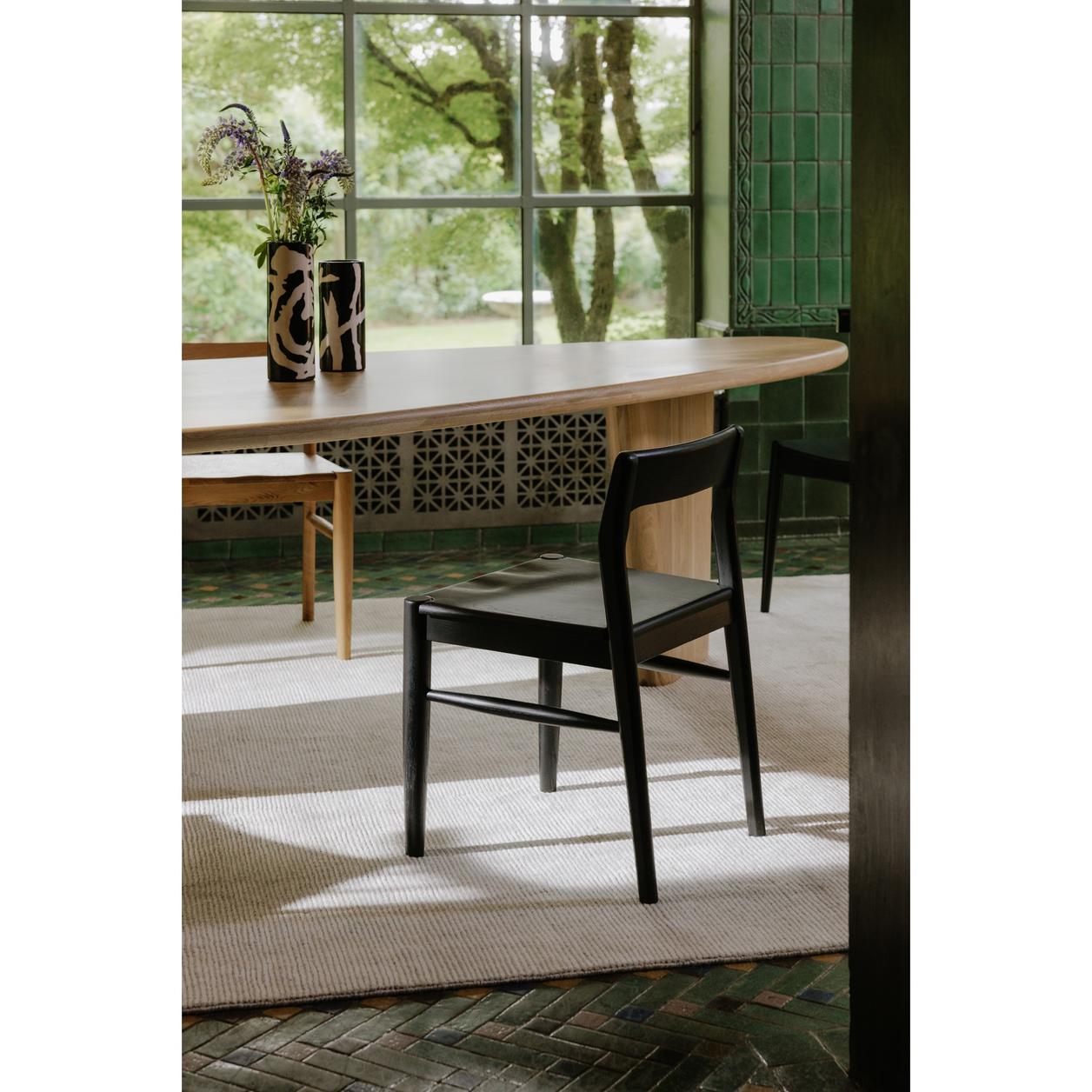 Moes Owmens Chair