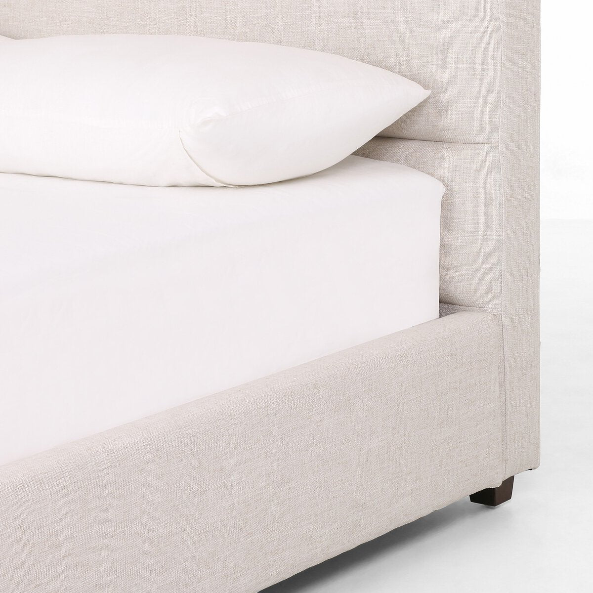 Daphne King  Bed Cambric Ivory