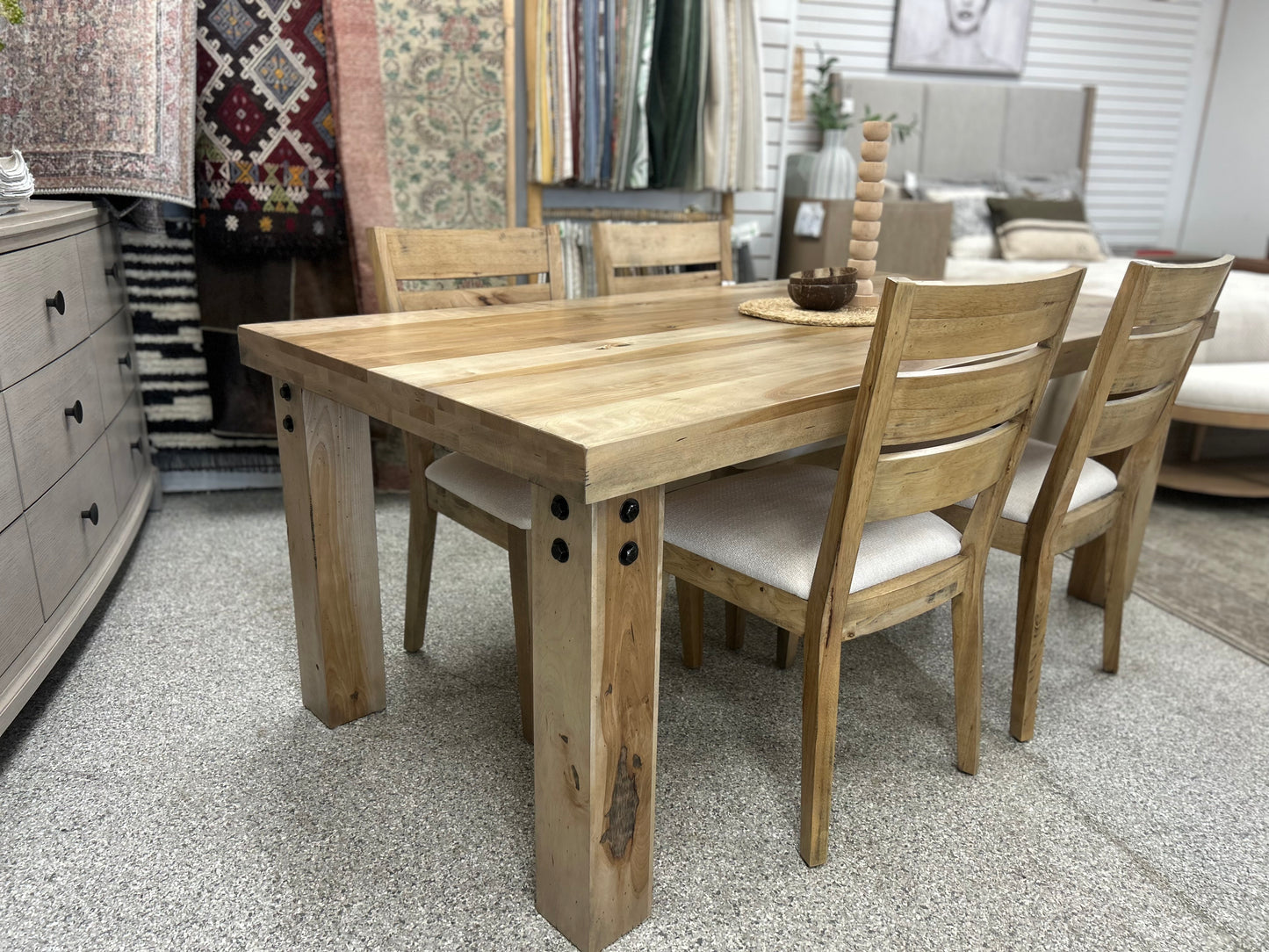 Canadel maple wood table set 4 Chairs