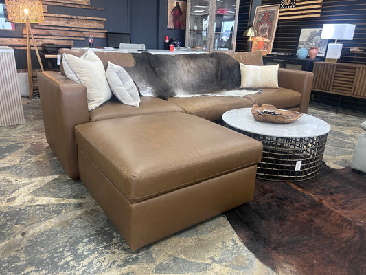 Bassett Leather Beckham Modular Sectional