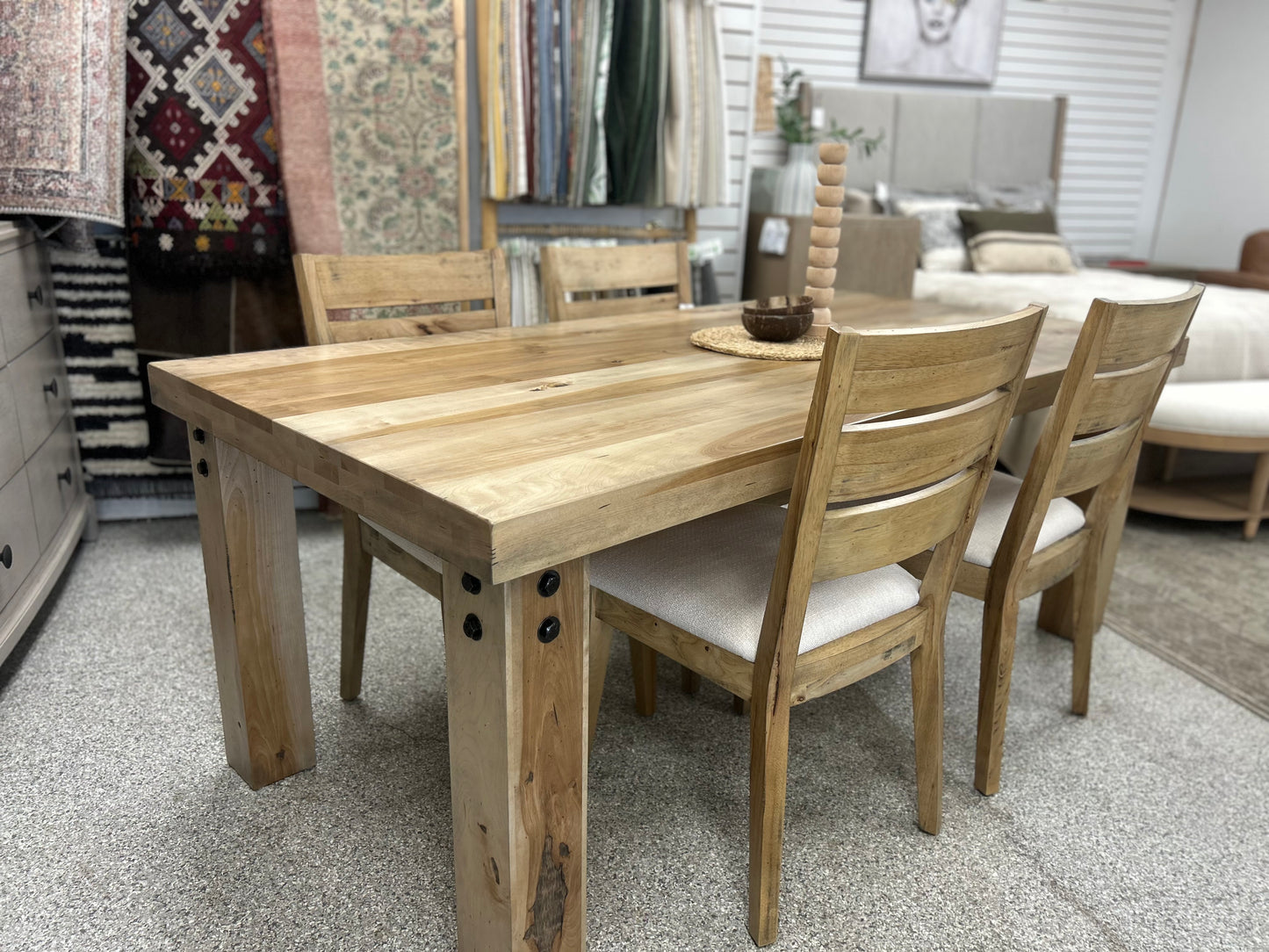 Canadel maple wood table set 4 Chairs