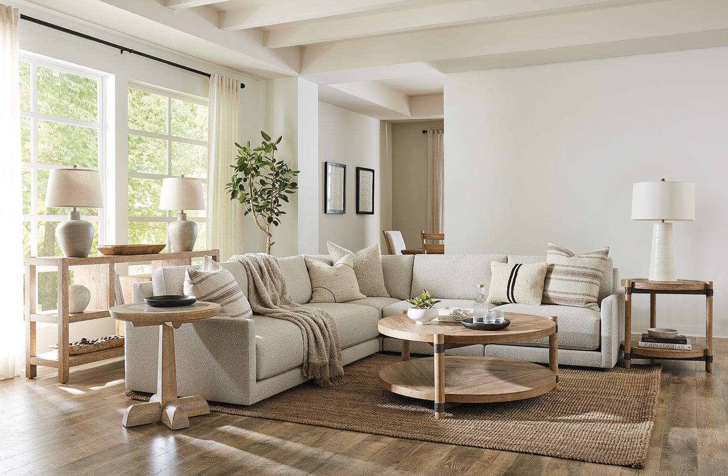 Hooker Furniture Living Room Vineyard Row Small Console