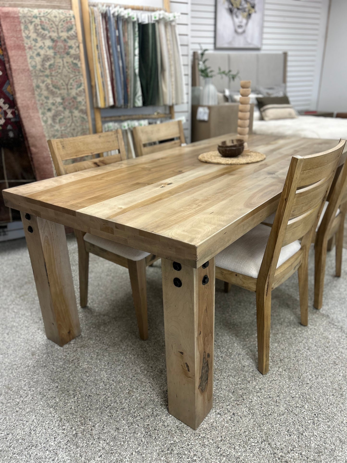 Canadel maple wood table set 4 Chairs