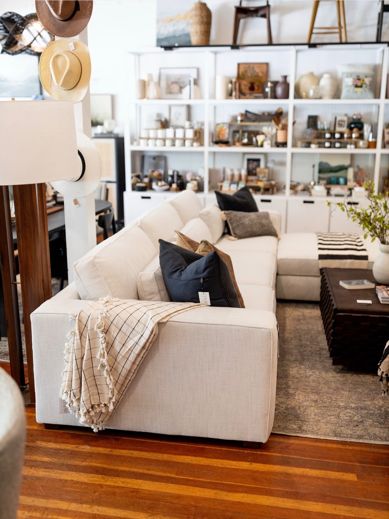 Bassett Beckham Sectional