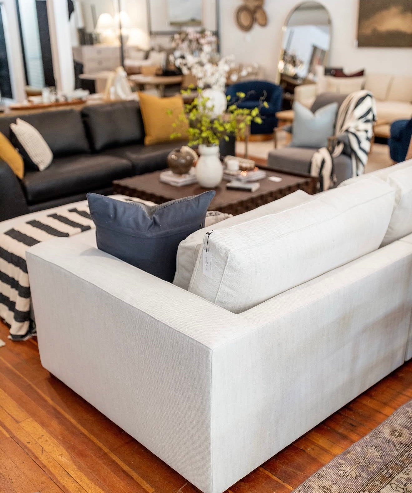 Bassett Beckham Sectional