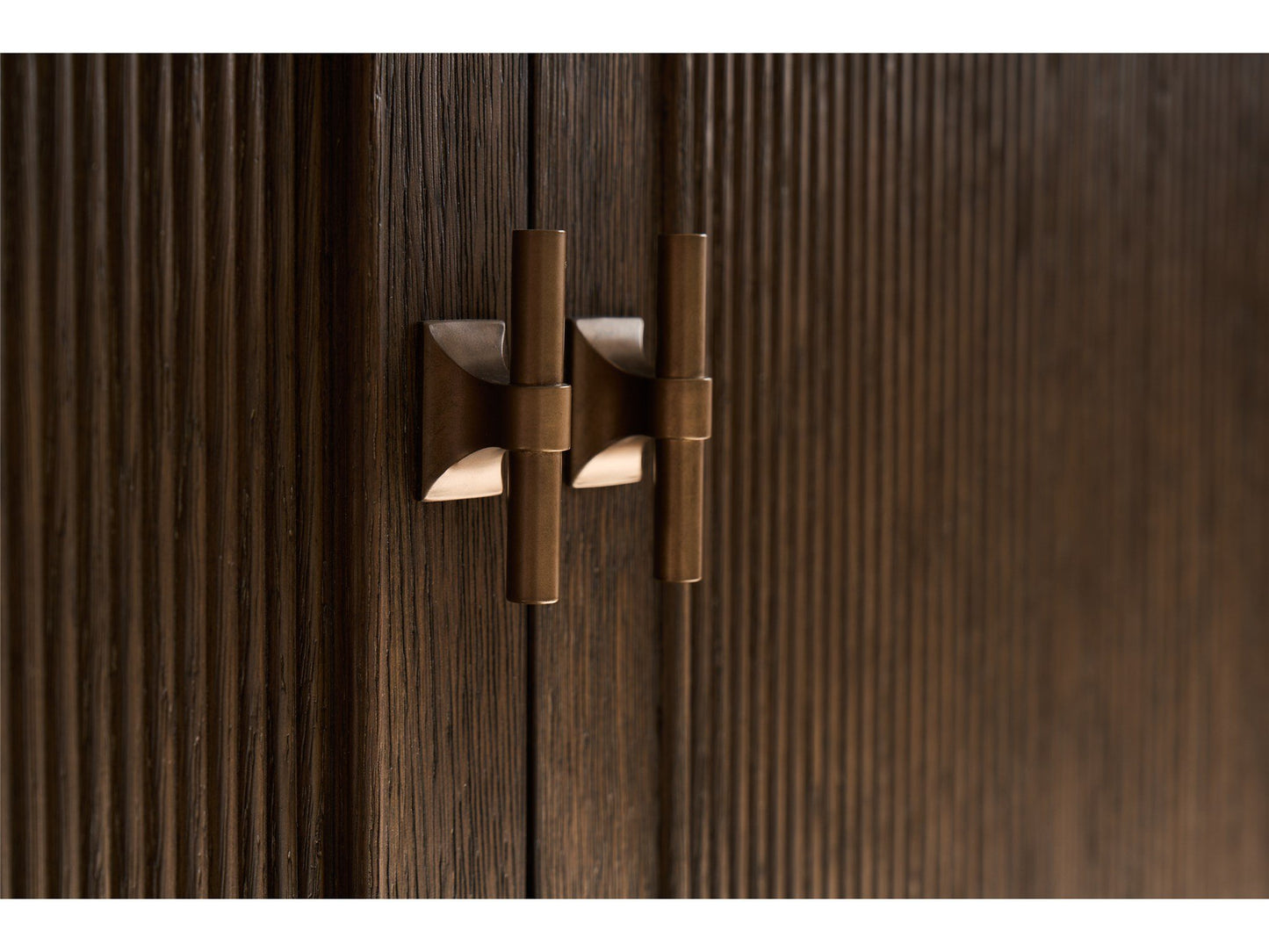 Universal Montclair Chest