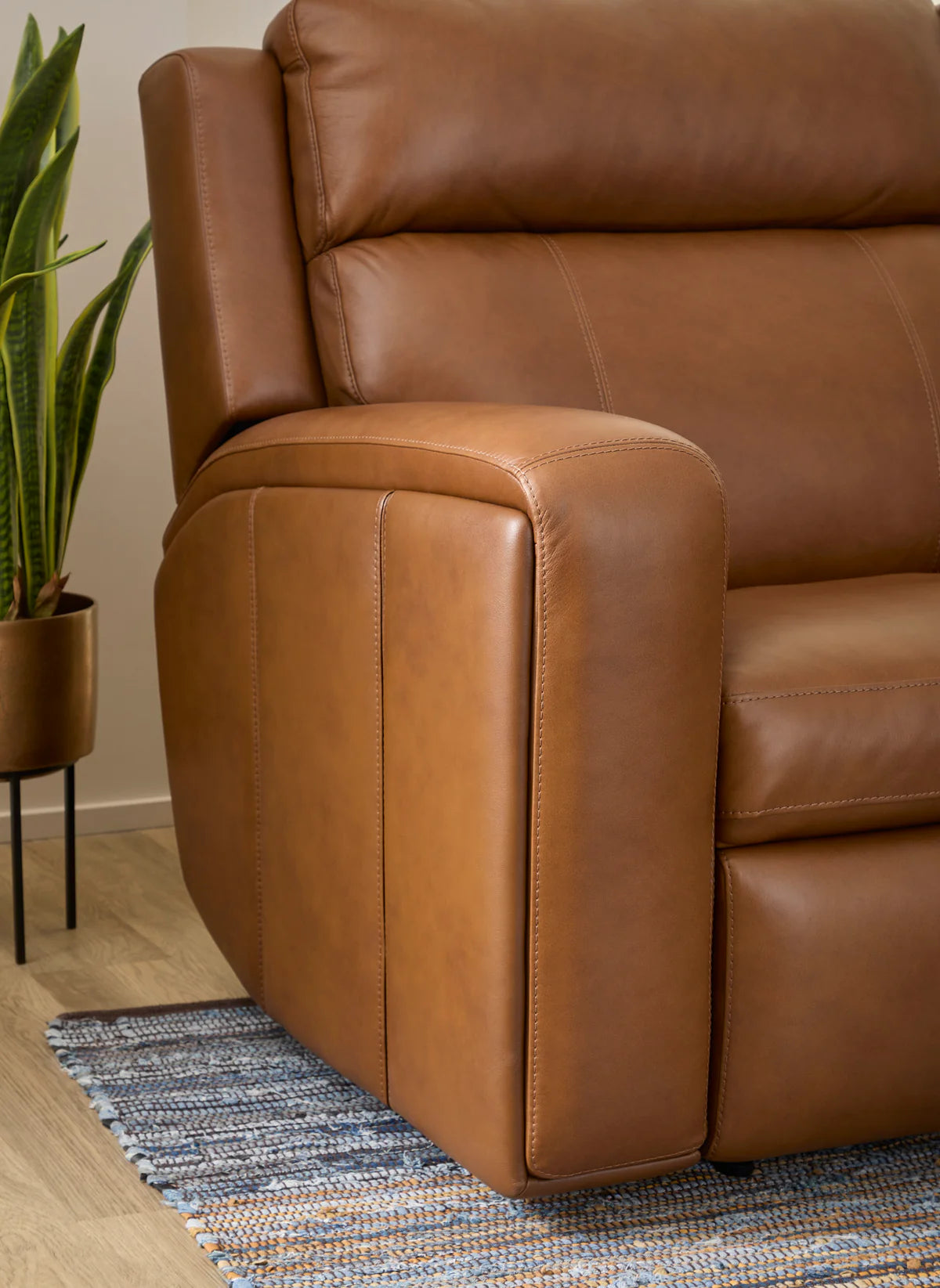 Flex Steel Wyatt Leather