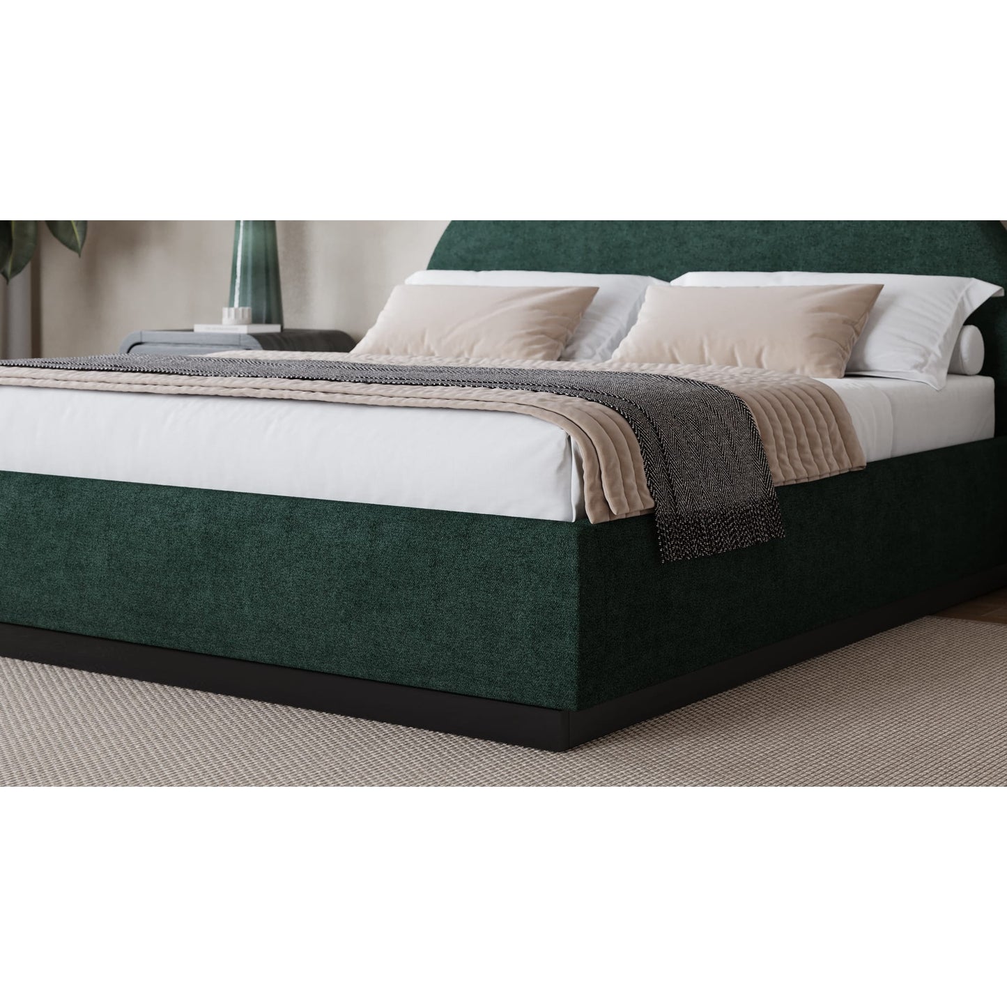 Queen Emerald Green