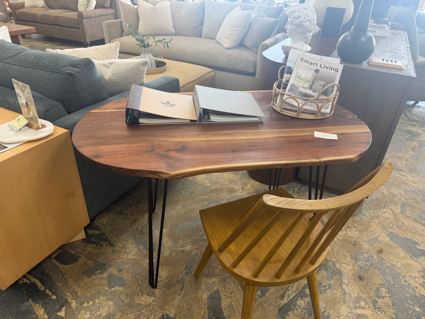Live edge  Oval Desk