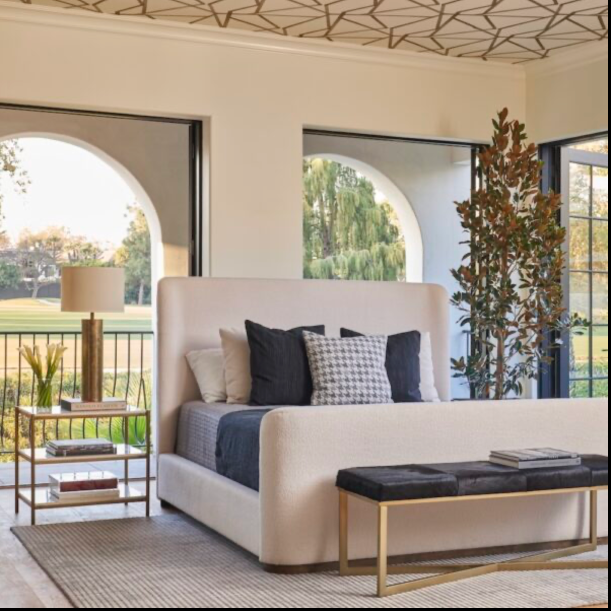 HOLLYWOOD END TABLE